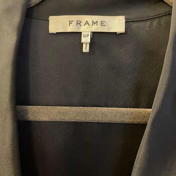 Frame Denim navy silk, ruffle front blouse, nwot, size small - Picture 3 of 3